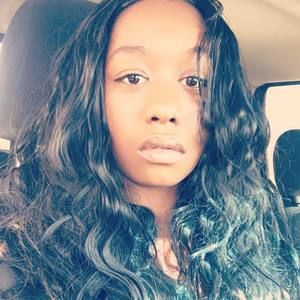 Meet your Posher, Dee